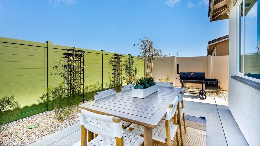 17557 Crabtree Meadows Hesperia, CA 92345 - Photo 22 of 28 Residence 2 Model - not homesite