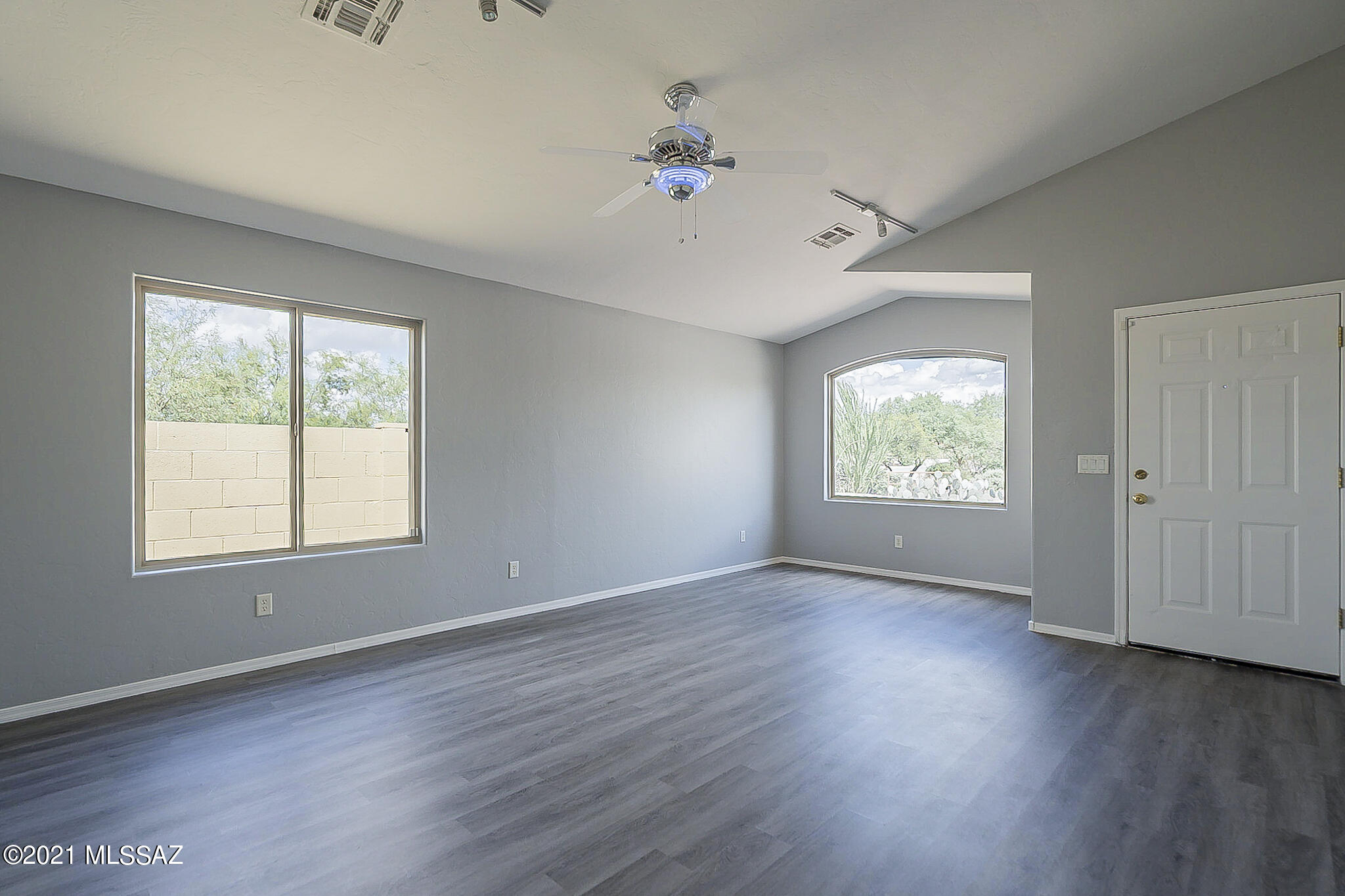 8410 South Burien Road Tucson, AZ 85747 - Photo 9 of 36