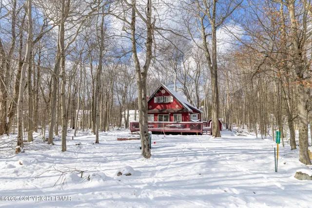 $255,000 | 1881 Beverly Court, Tobyhanna, PA 18466