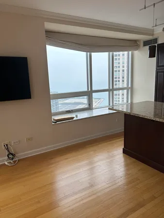 $3,950 | 512 North McClurg Court, Unit 5501, Chicago, IL 60611