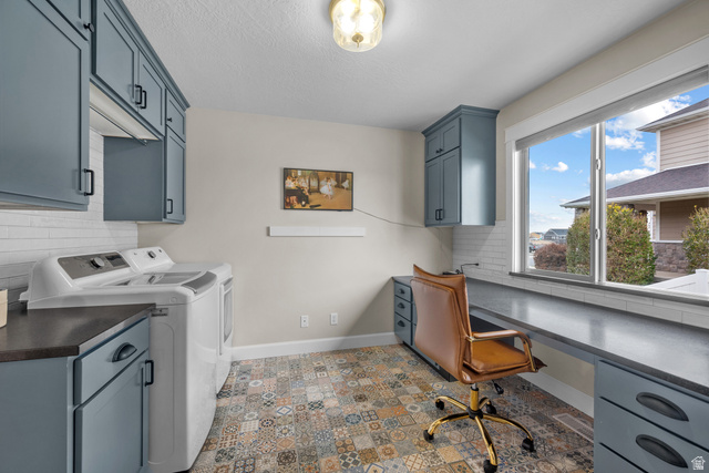 1896 West 800 North Mapleton, UT 84663 - Photo 23 of 55 Laundry room featuring washing machine and dryer and an office area
