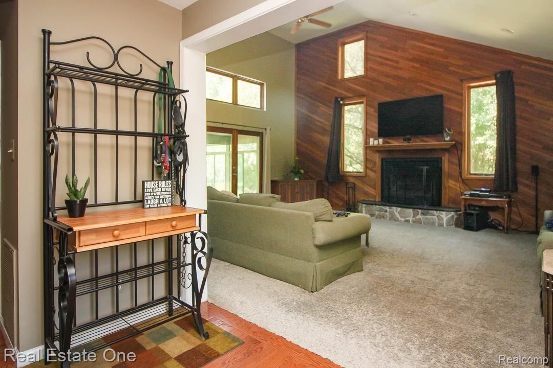 3234 Coolidge Highway Rochester, MI 48309 - Photo 10 of 28 Coolidge-10.jpg