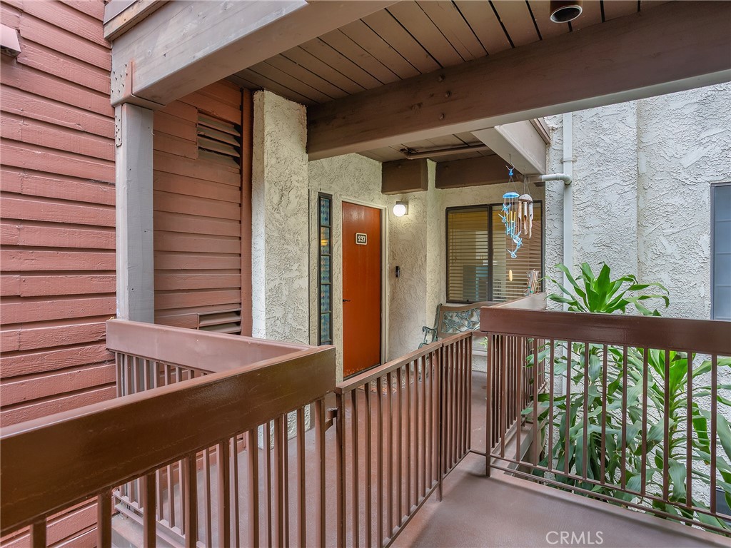 230 Bethany Road, Unit 237 Burbank, CA 91504 - Photo 34 of 43 Front