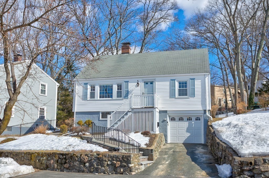 31 Heard Road Arlington, MA 02474 - Photo 1 of 35 Gallery Image 1