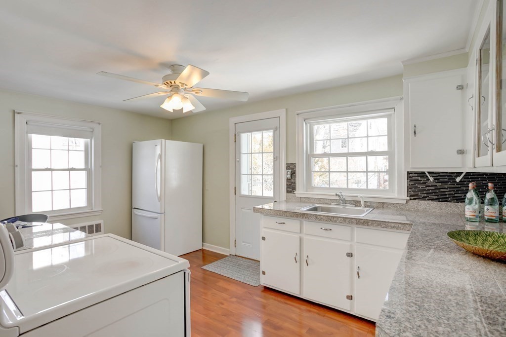 31 Heard Road Arlington, MA 02474 - Photo 8 of 35 Gallery Image 8