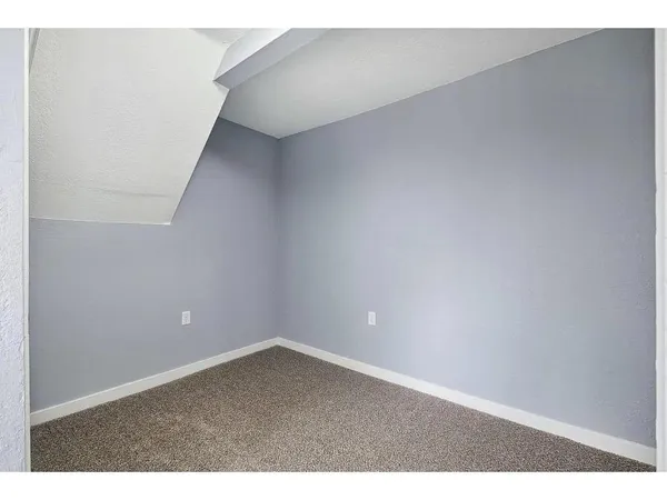 $340,000 | 2723 Dupont Avenue North, Minneapolis, MN 55411