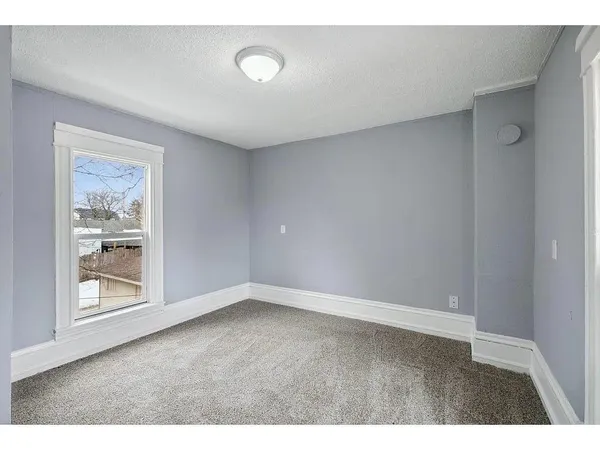 $340,000 | 2723 Dupont Avenue North, Minneapolis, MN 55411