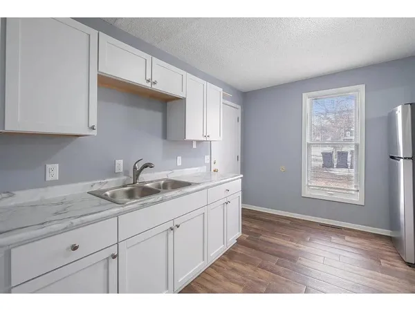$340,000 | 2723 Dupont Avenue North, Minneapolis, MN 55411