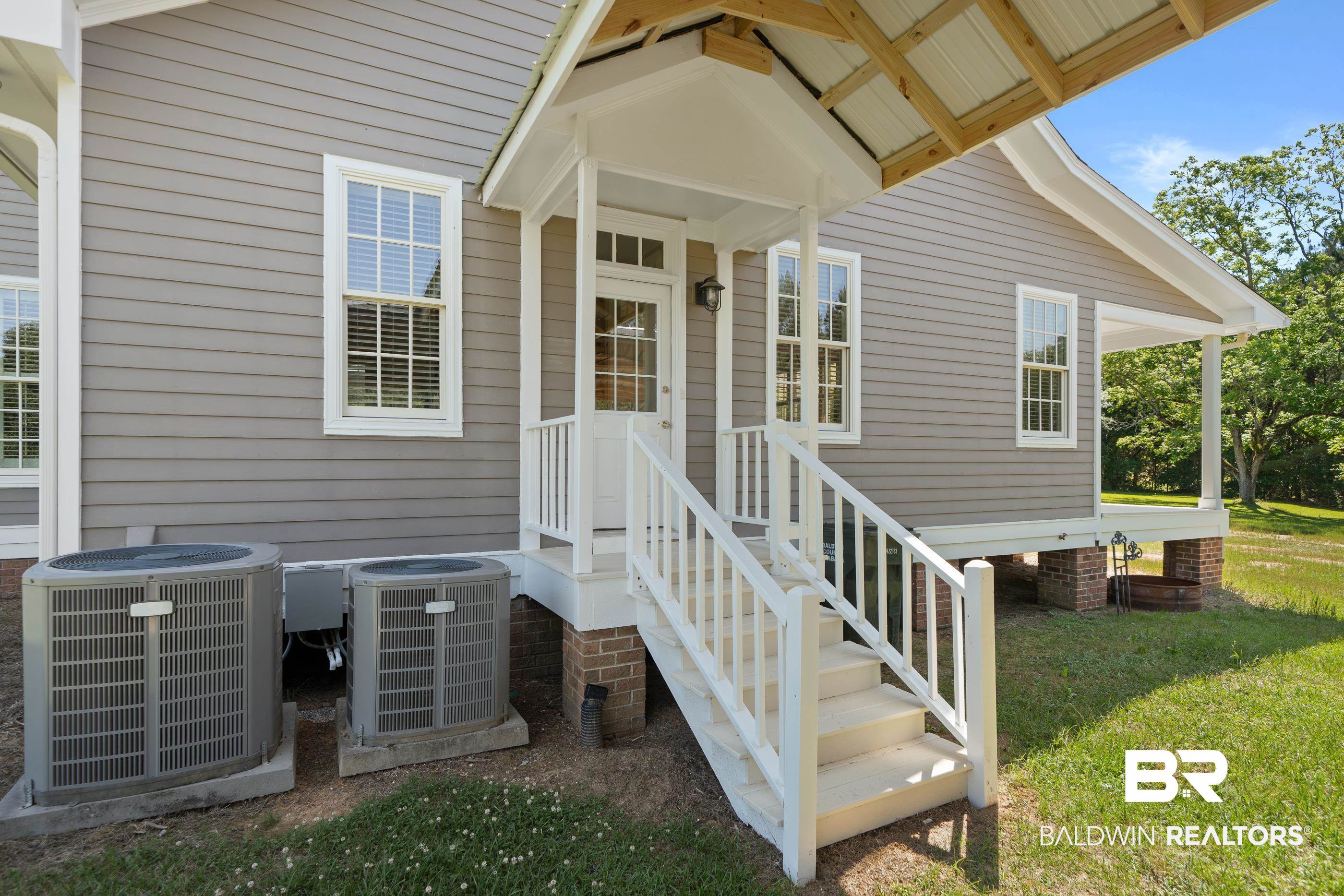 17741 County Road 55 Silverhill, AL 36576 - Photo 44 of 49 Side Entrance