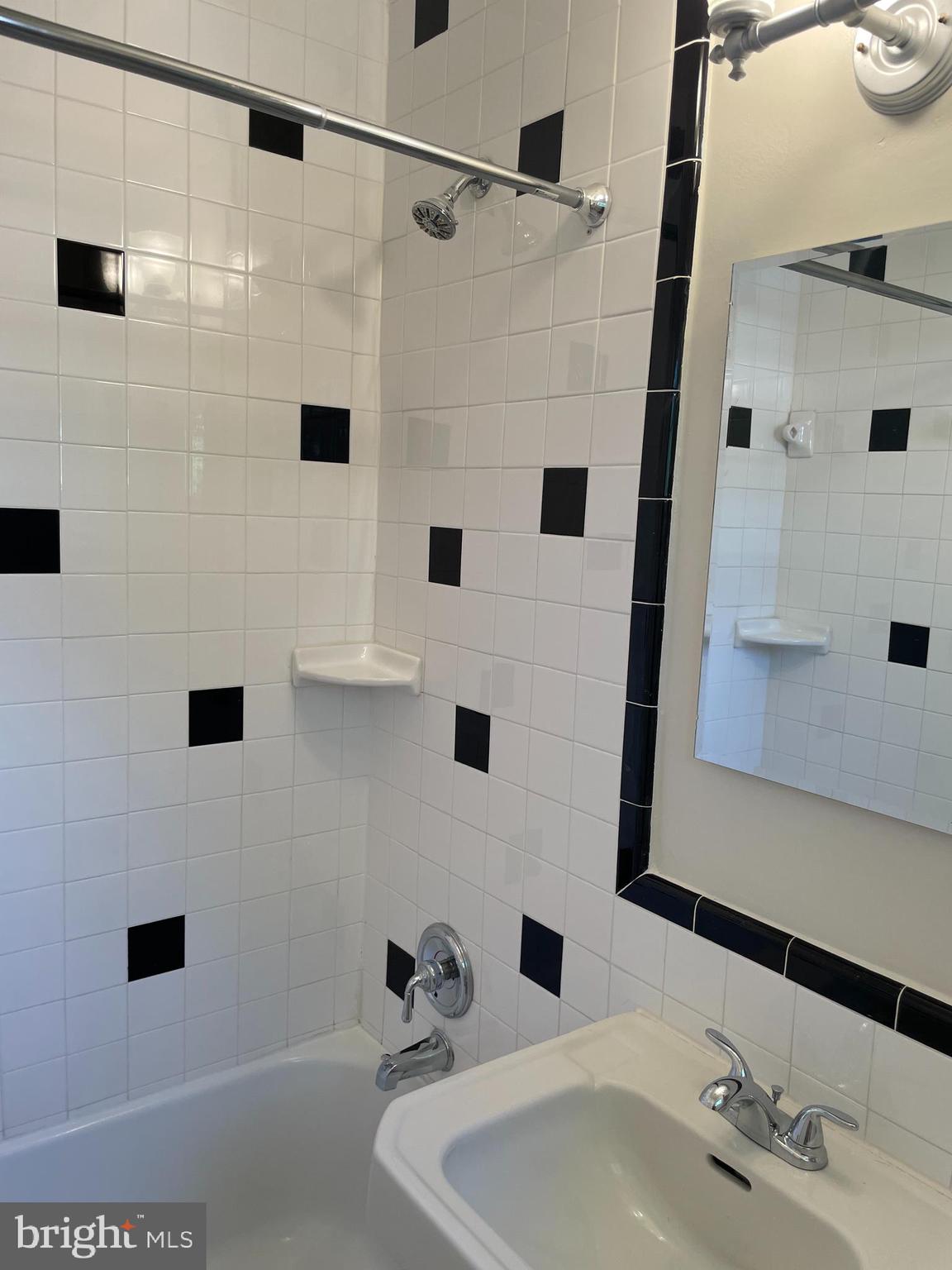 3719 Gunston Road, Unit 3719 Alexandria, VA 22302 - Photo 20 of 30