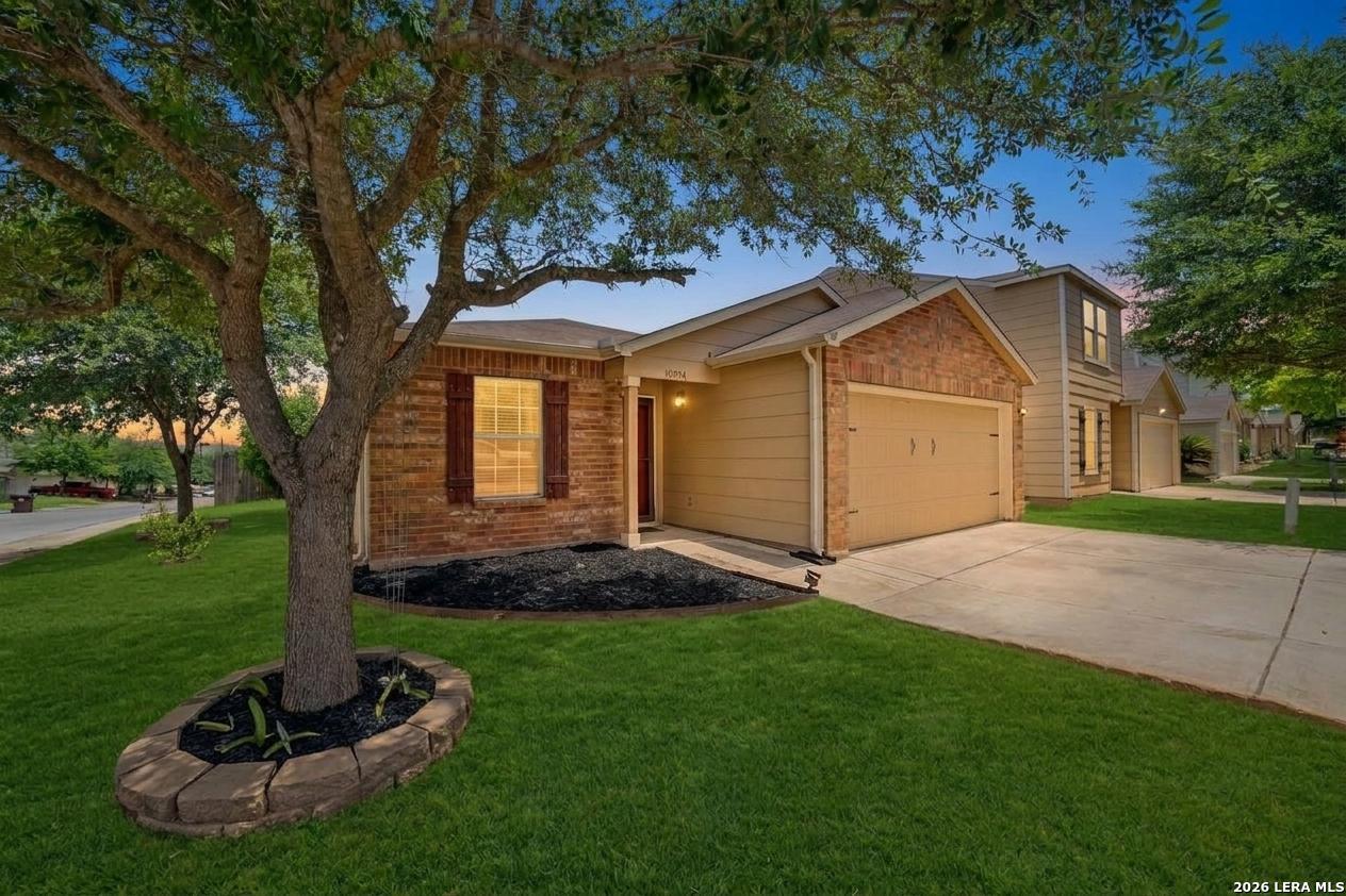 10951 Rustic Spoke San Antonio, TX 78245 - Photo 2 of 24