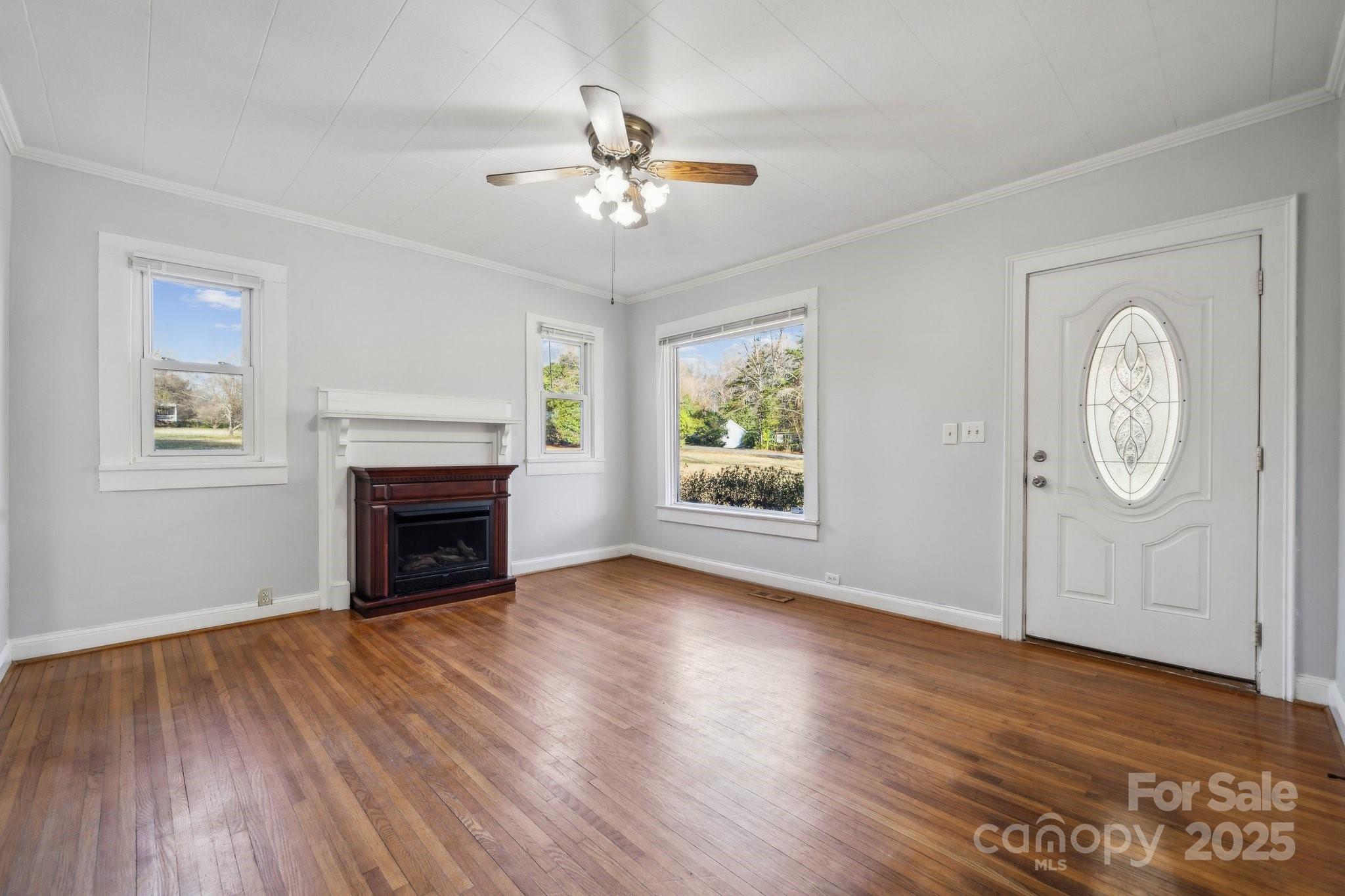 6202 Randy Drive Charlotte, NC 28215 - Photo 9 of 36 Gallery Image 9