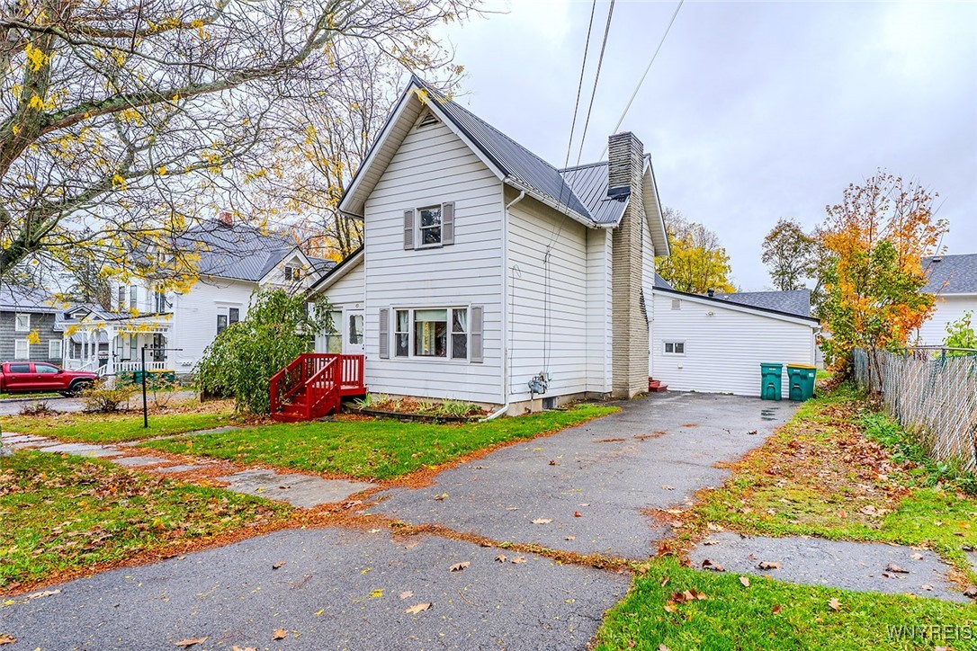 49 Grove Street Warsaw, NY 14569 - Photo 1 of 1