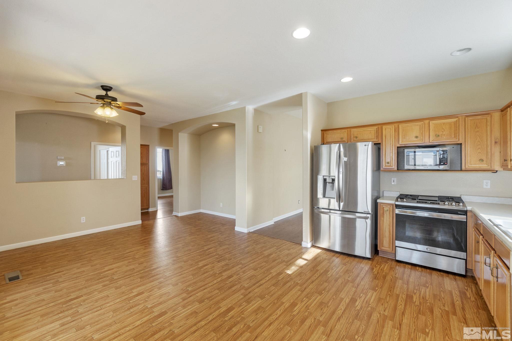 901 West Golden Valley Road Reno, NV 89506 - Photo 12 of 35 Photo 13