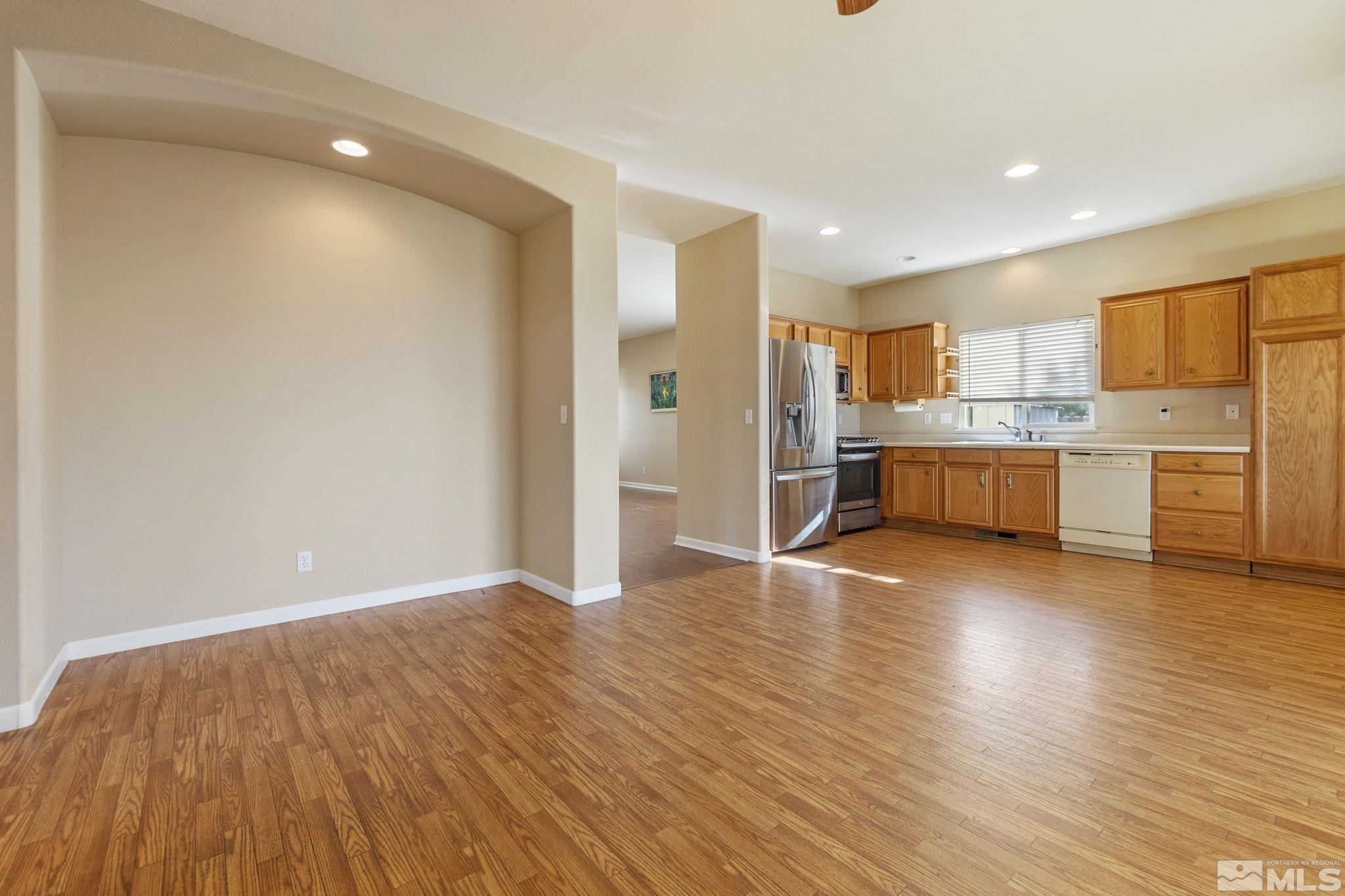 901 West Golden Valley Road Reno, NV 89506 - Photo 20 of 35 Photo 21