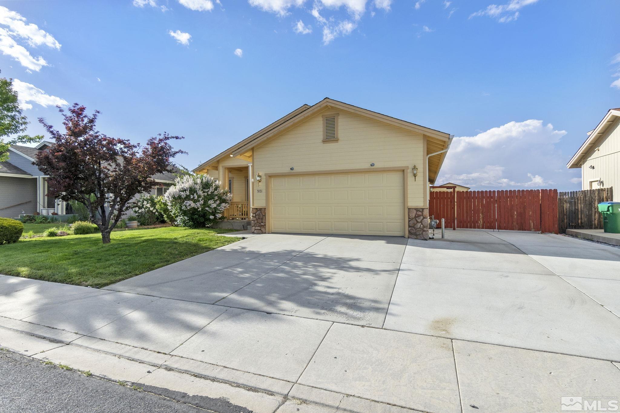 901 West Golden Valley Road Reno, NV 89506 - Photo 3 of 35 Photo 4