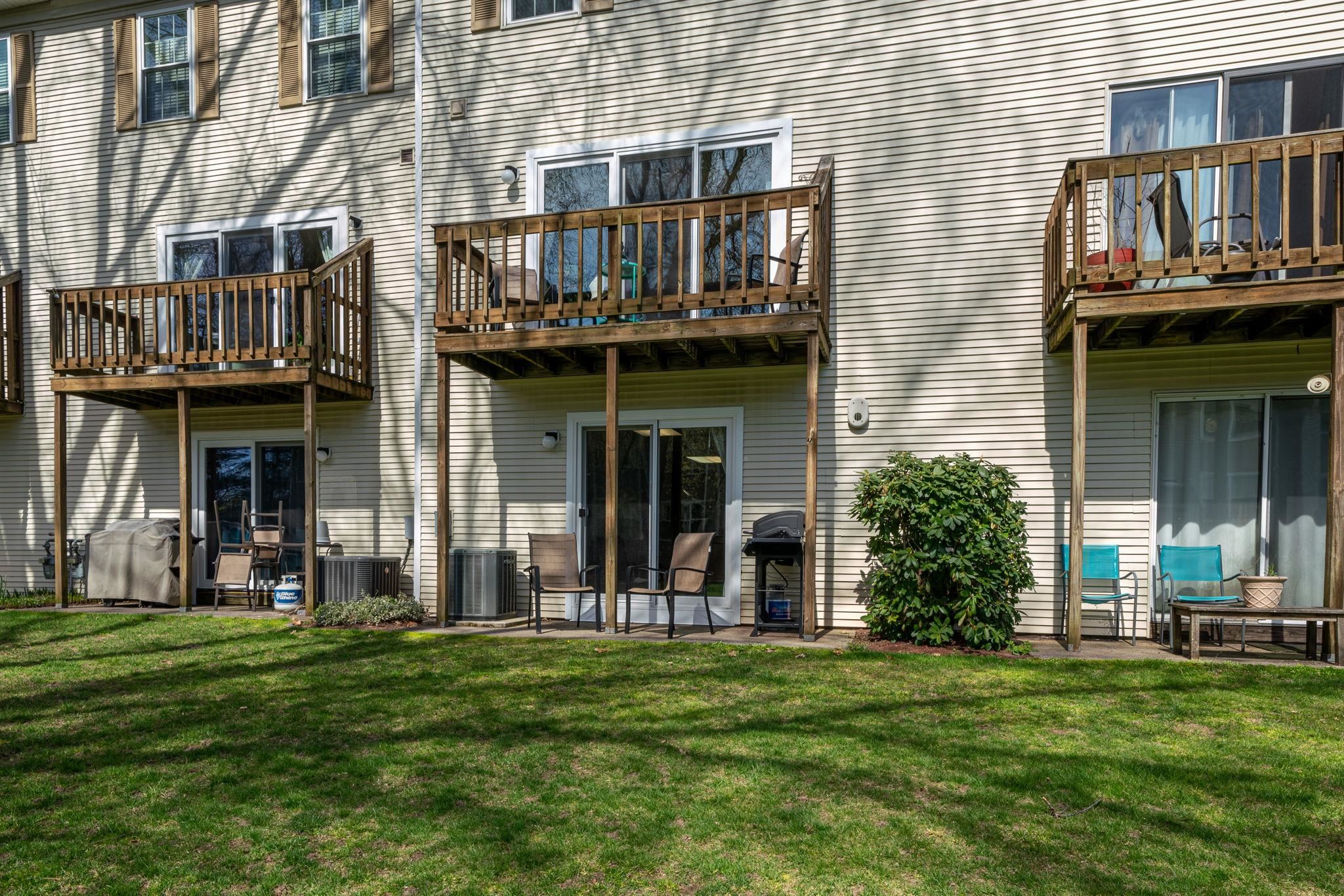 10 Bernards Road Merrimack, NH 03054 - Photo 14 of 32 Gallery Image 14