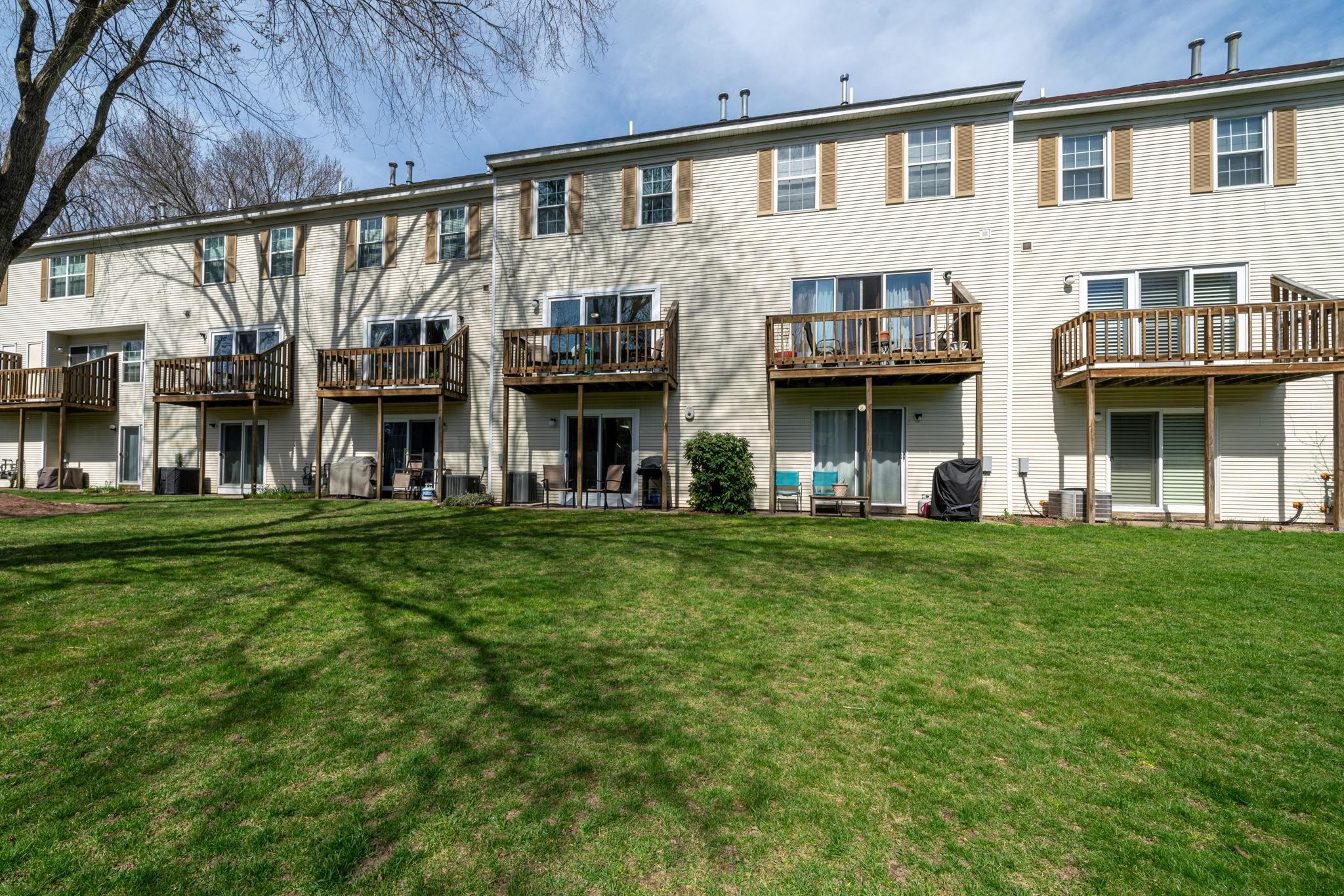 10 Bernards Road Merrimack, NH 03054 - Photo 17 of 32 Gallery Image 17