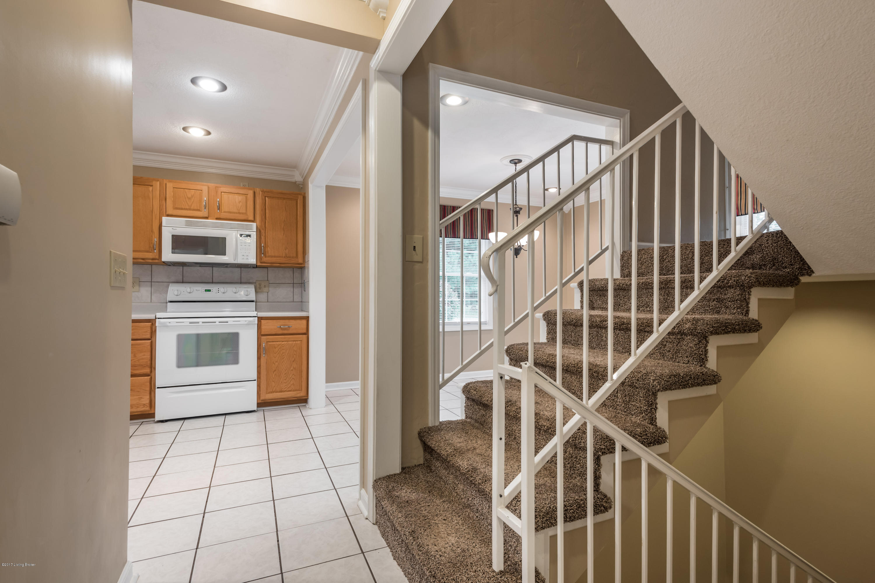 3002 Talisman Road Louisville, KY 40220 - Photo 12 of 38 DHI-110