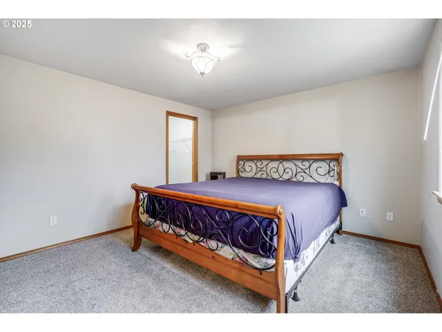 $465,000 | 461 Northeast Airpark Way, Newberg, OR 97132