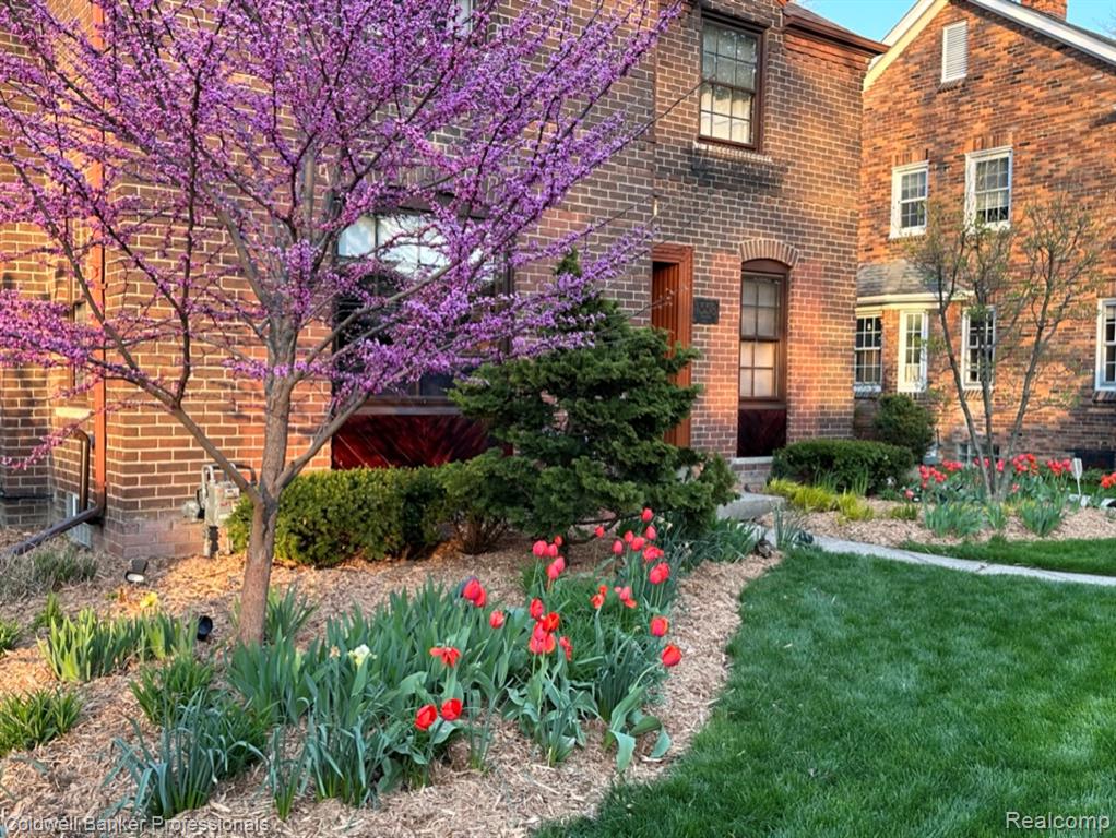 1358 Harvard Road Grosse Pointe Park, MI 48230 - Photo 46 of 52