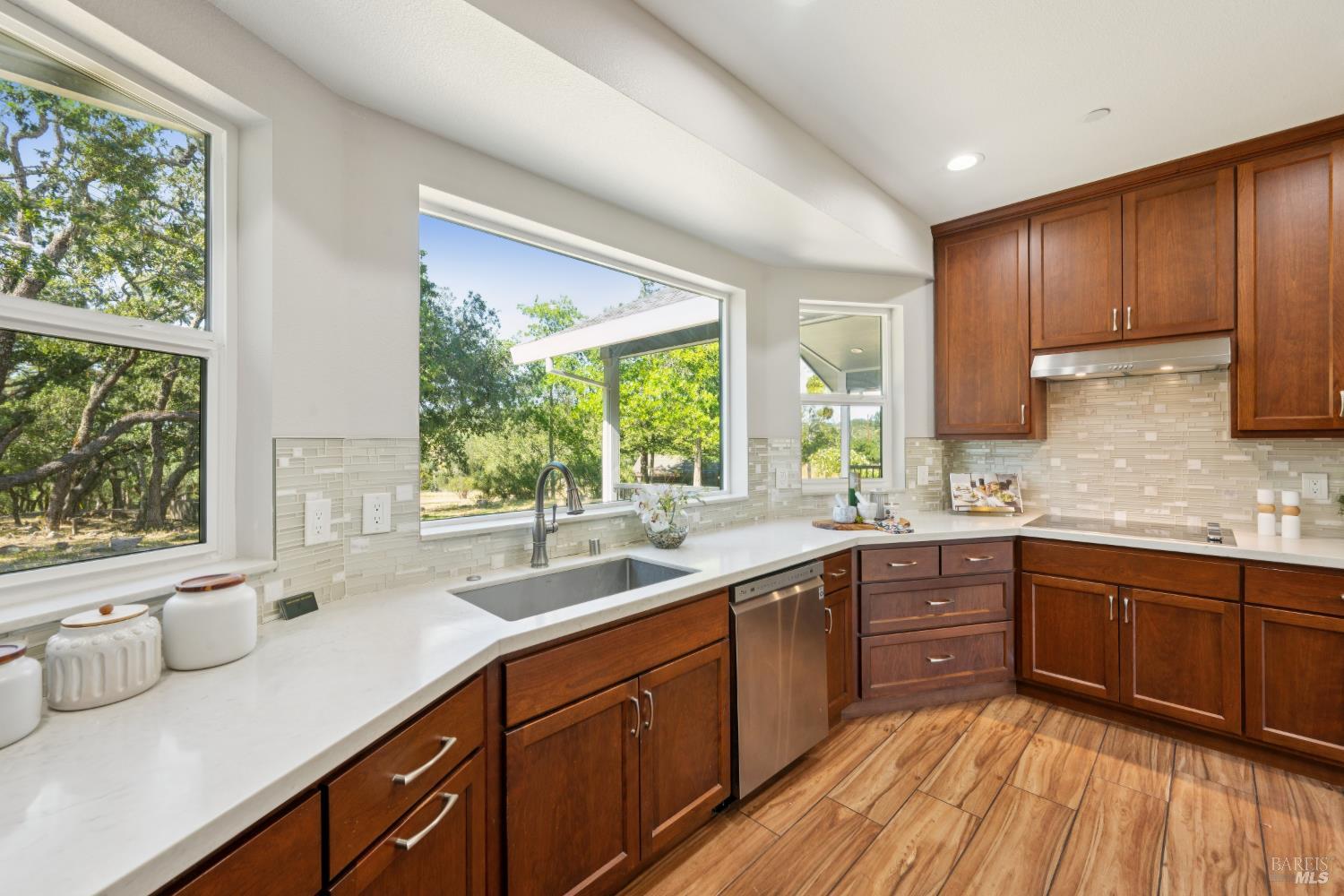 4665 Upper Ridge Road Santa Rosa, CA 95404 - Photo 17 of 71