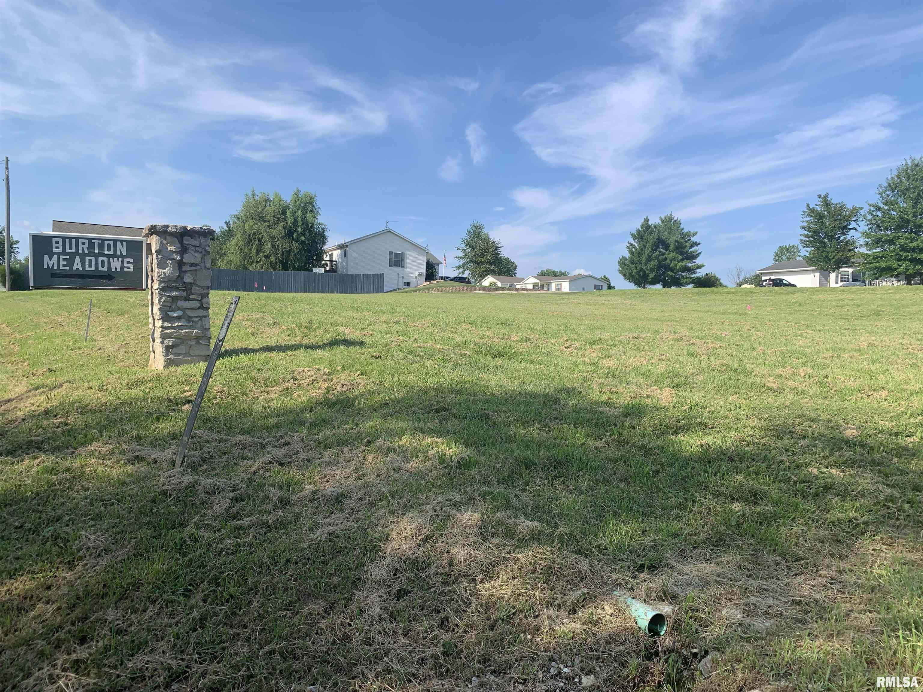 1019 Burton Mdws Road Quincy, IL 62305 - Photo 4 of 4