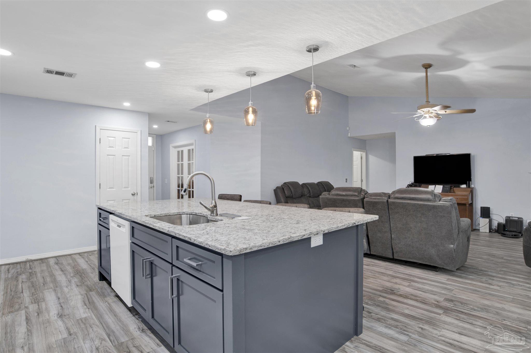 6723 Cedar Ridge Circle Milton, FL 32570 - Photo 13 of 20