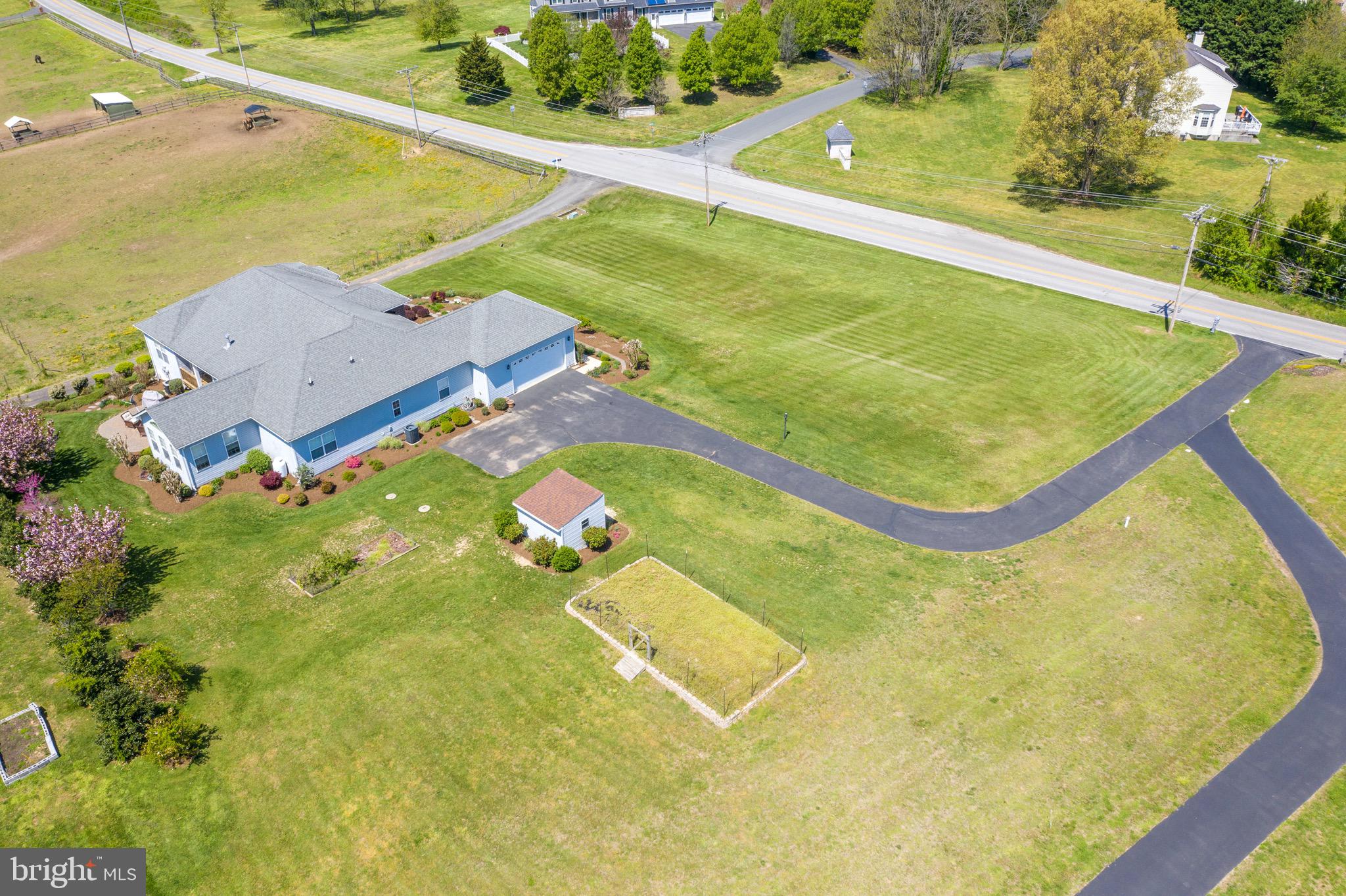 1560 Emmanuel Church Road Huntingtown, MD 20639 - Photo 6 of 48