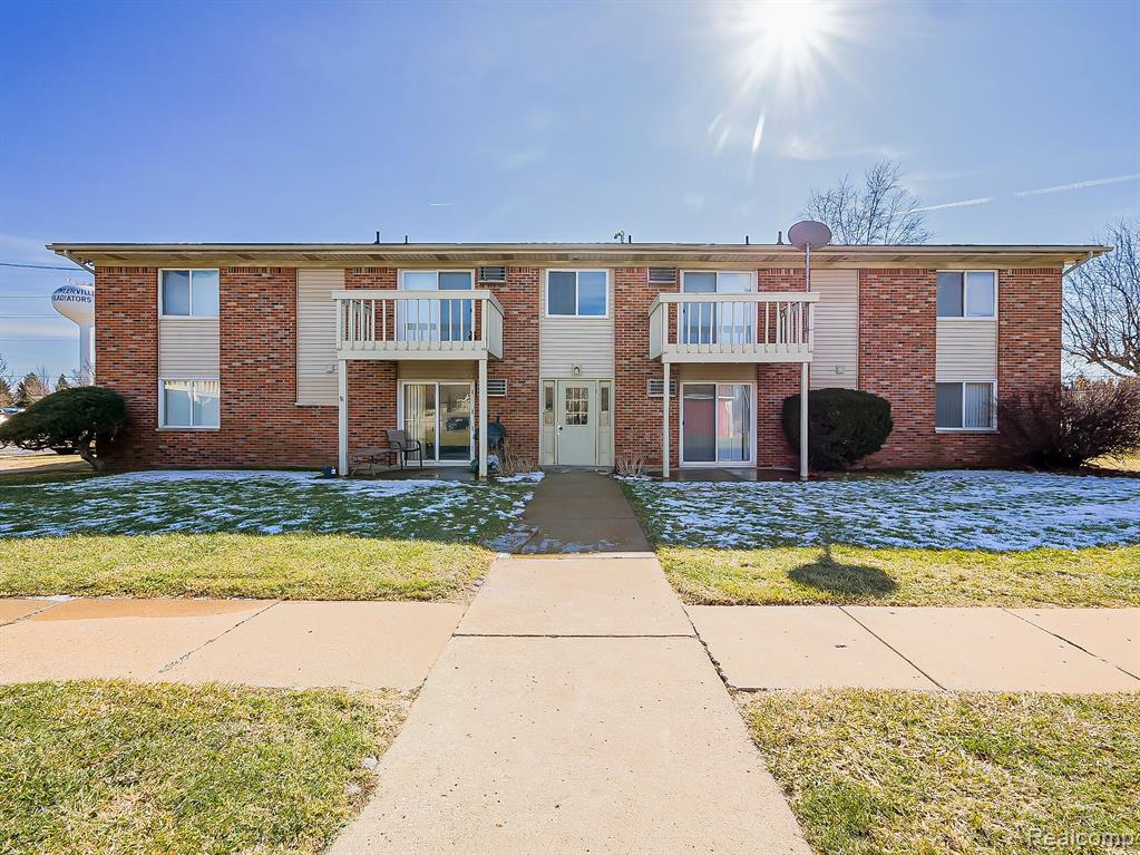 121 East Van Riper Road, Unit 6 Fowlerville, MI 48836 - Photo 23 of 23