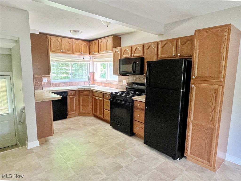 3706 Eastern Road Barberton, OH 44203 - Photo 10 of 17 Gallery Image 10