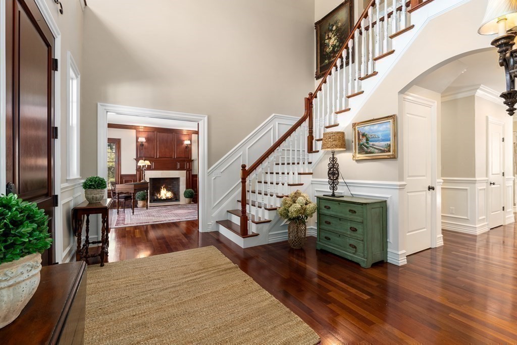 137 Rockport Road Weston, MA 02493 - Photo 8 of 41 Gallery Image 8