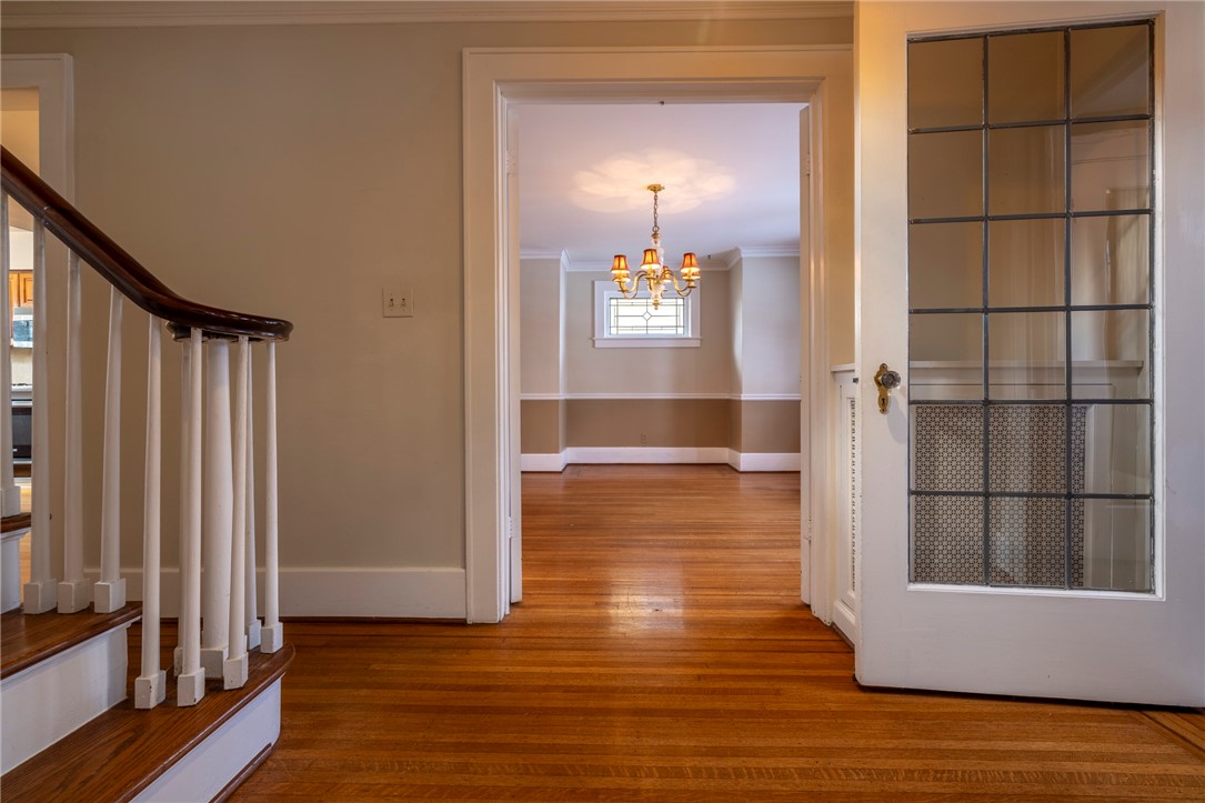 305 Castlebar Road Rochester, NY 14610 - Photo 18 of 48