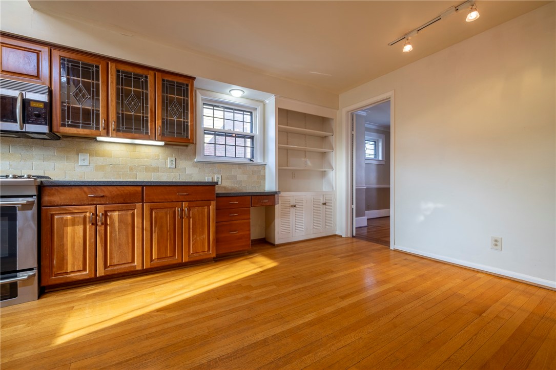 305 Castlebar Road Rochester, NY 14610 - Photo 28 of 48