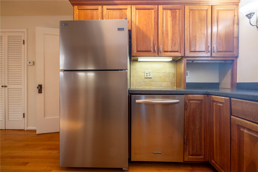 305 Castlebar Road Rochester, NY 14610 - Photo 30 of 48