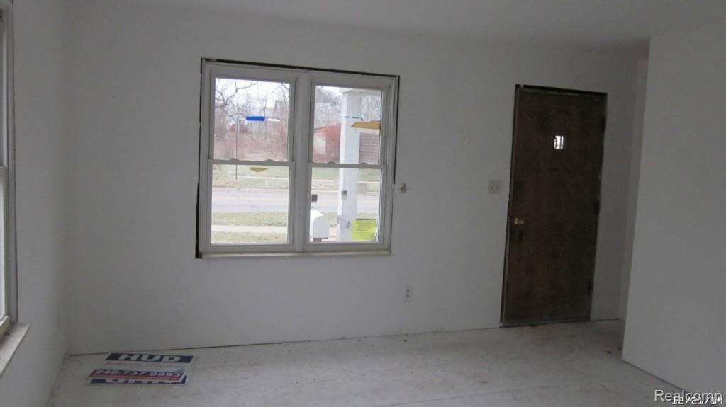 593 Franklin Road Pontiac, MI 48341 - Photo 15 of 22 IMG_6471.jpg