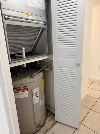 $347,000 | 9300 Fontainebleau Boulevard, Unit E101, Miami, FL 33172