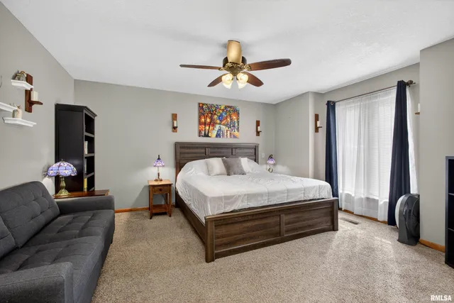 $289,000 | 313 Sullivan Drive, Colona, IL 61241