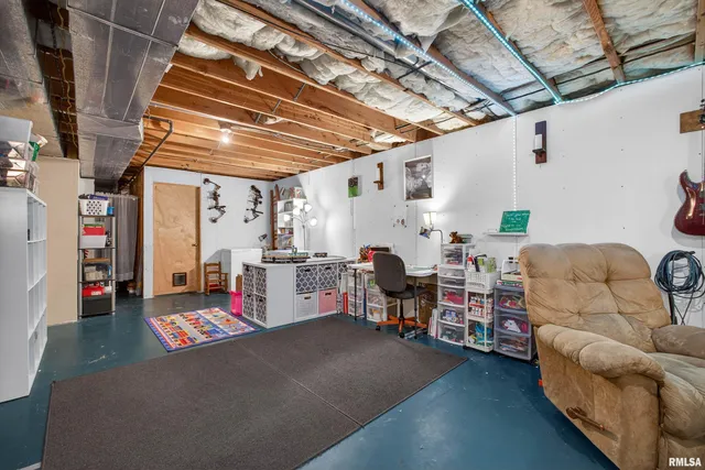 $289,000 | 313 Sullivan Drive, Colona, IL 61241