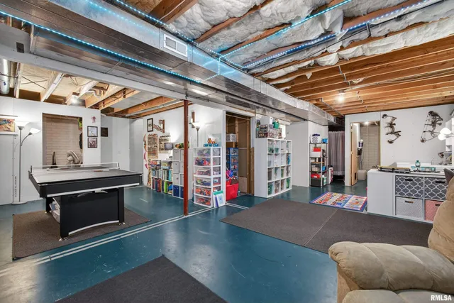 $289,000 | 313 Sullivan Drive, Colona, IL 61241