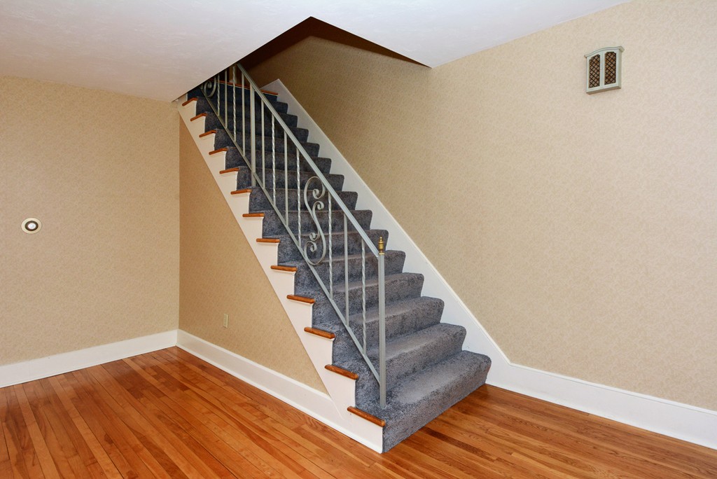 8 St Marks Road Worcester, MA 01606 - Photo 24 of 41 Gallery Image 24