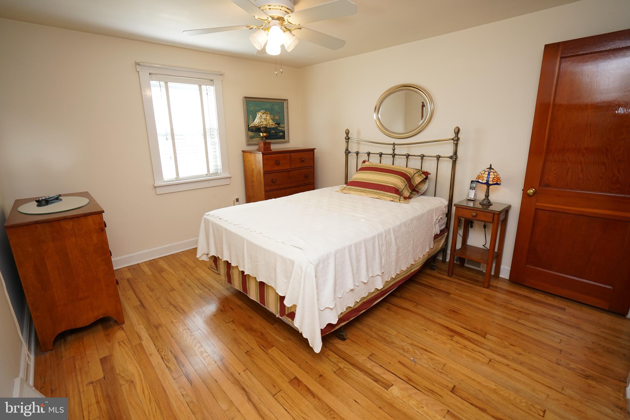 877 Almshouse Road Jamison, PA 18929 - Photo 17 of 43 1st floor bedroom