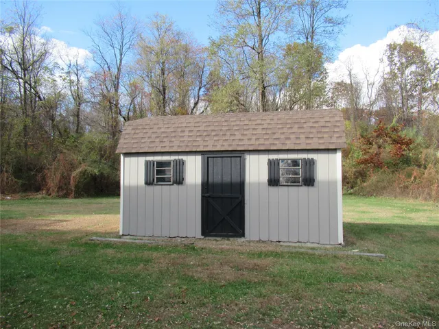 $3,250 | 63 River Road, Unit A, Pawling, NY 12564