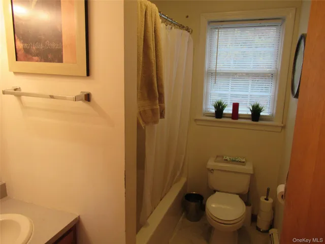 $3,250 | 63 River Road, Unit A, Pawling, NY 12564