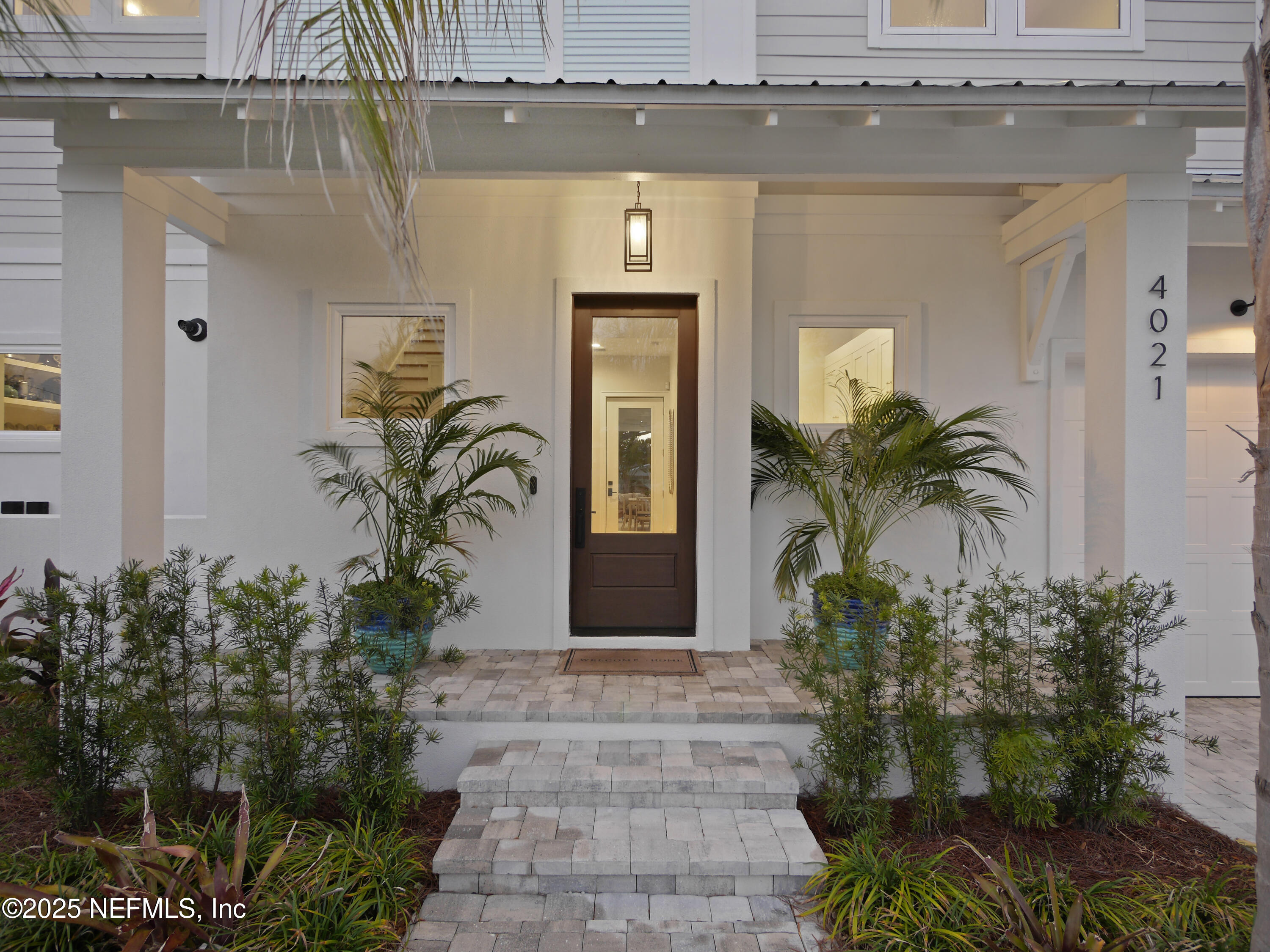 4021 Myrtle Street St. Augustine, FL 32084 - Photo 8 of 68 a front view of a house