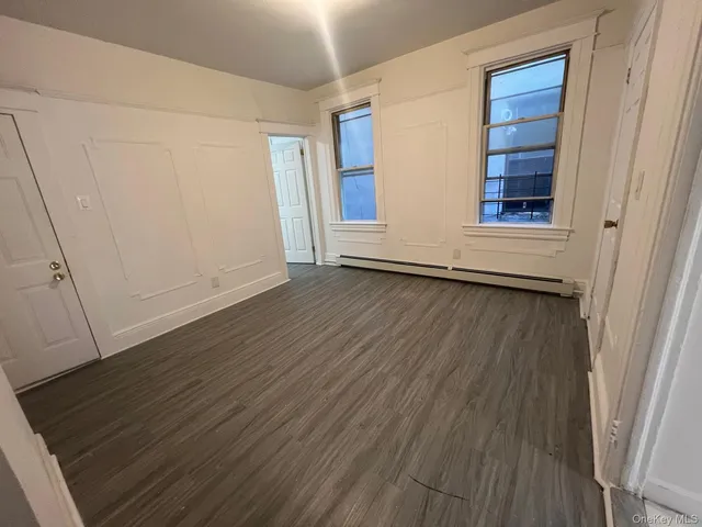 $2,700 | 21 Knowles Street, Unit 2W, Yonkers, NY 10705