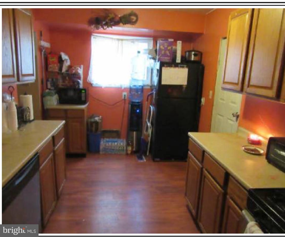 3903 Milford Mill Road Baltimore, MD 21244 - Photo 4 of 9 Kitchen
