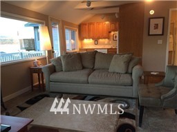 4394 South Discovery Road Port Townsend, WA 98368 - Photo 4 of 13 Gallery Image 4