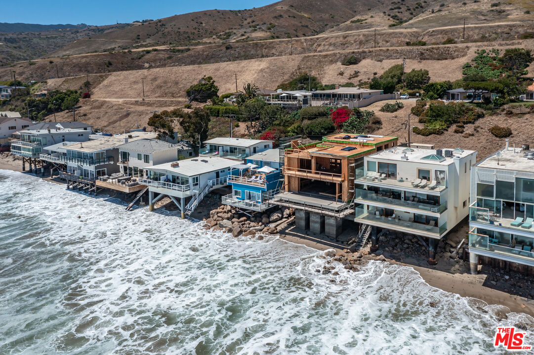 25306 Malibu Road Malibu, CA 90265 - Photo 9 of 10