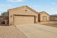 14865 Charco Road Arizona City, AZ 85123 - Photo 4 of 28 58e6d24196f66cc3c18337c1f424c506